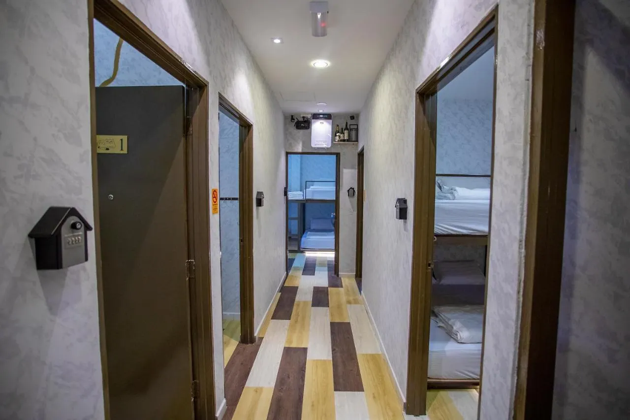 ** Guest house Lazy Cat Home At Gaya Street Kota Kinabalu Malaysia